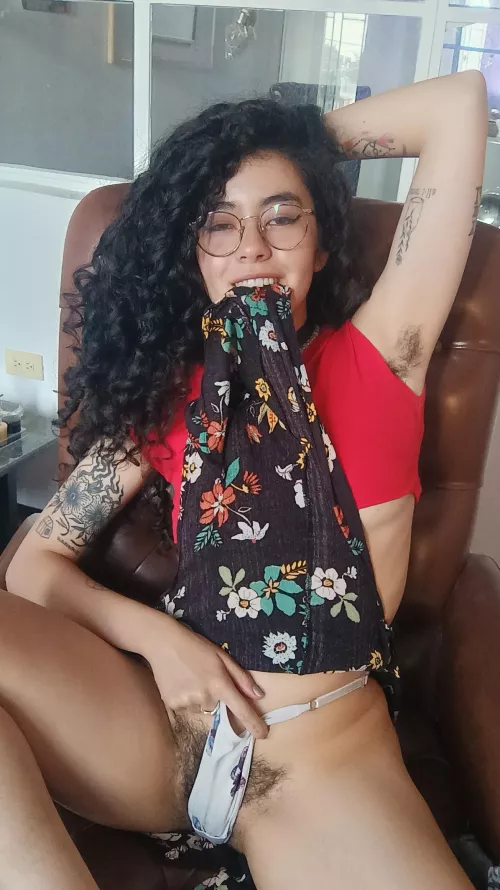 Whats the first thing you would do with my hairy pits? by Party_Babez