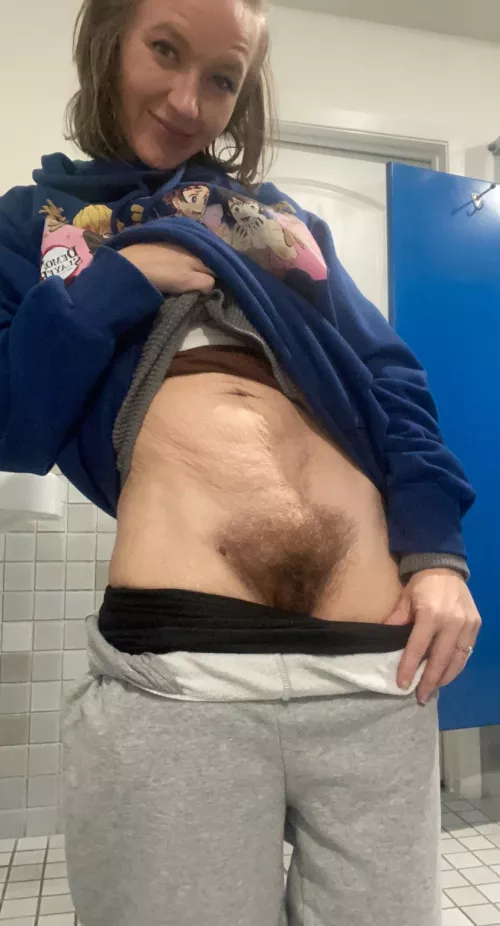 Who wants a face full of gun bush, say ME! by SpitInMyMouth420_