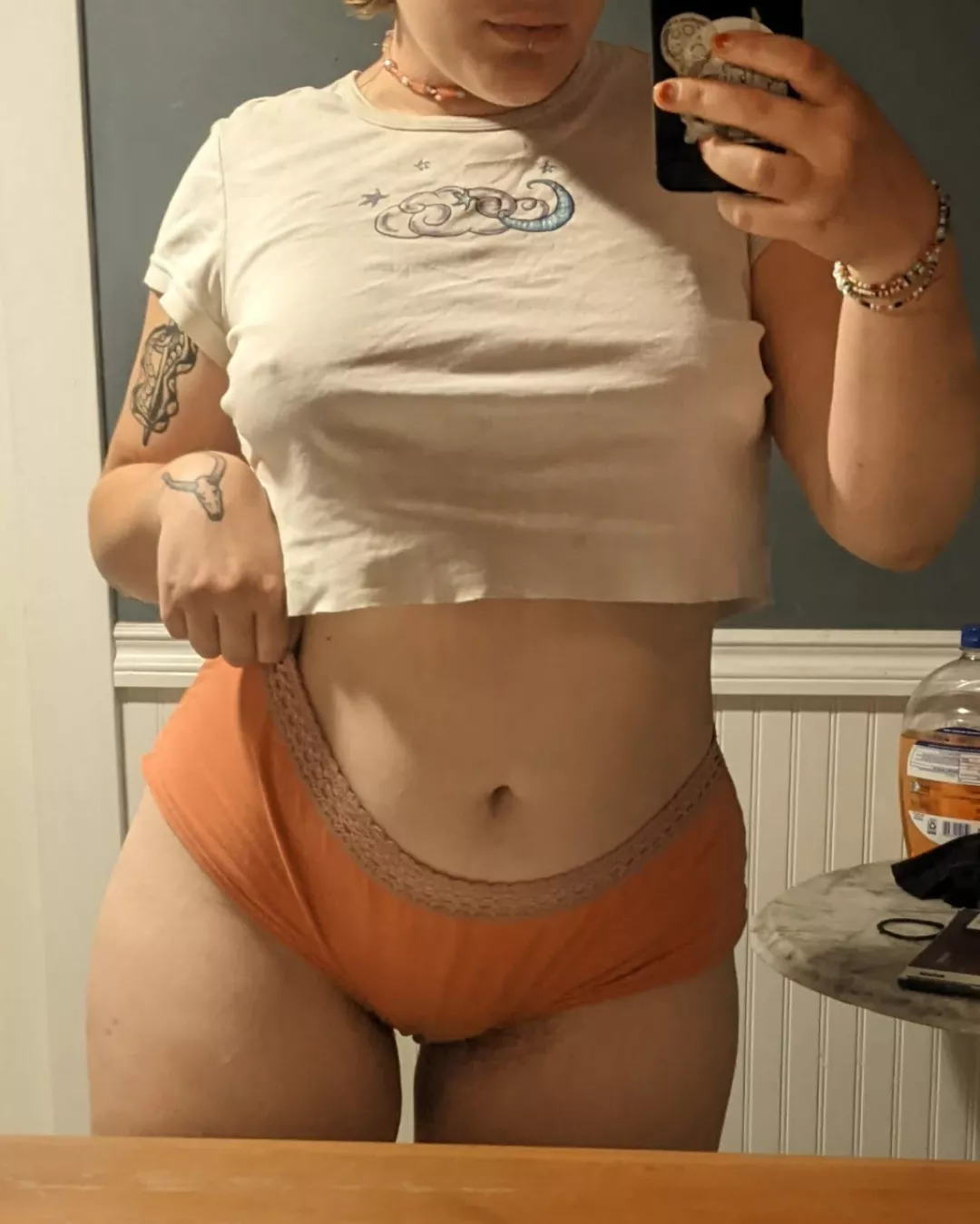 who wants to cuddle ?? 27F posted by DirtFluid434