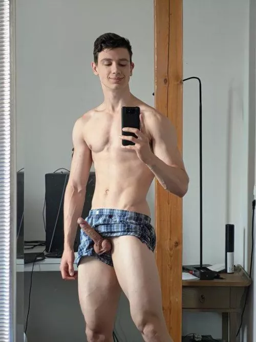 Woke up with a rock hard cock by leandavexx