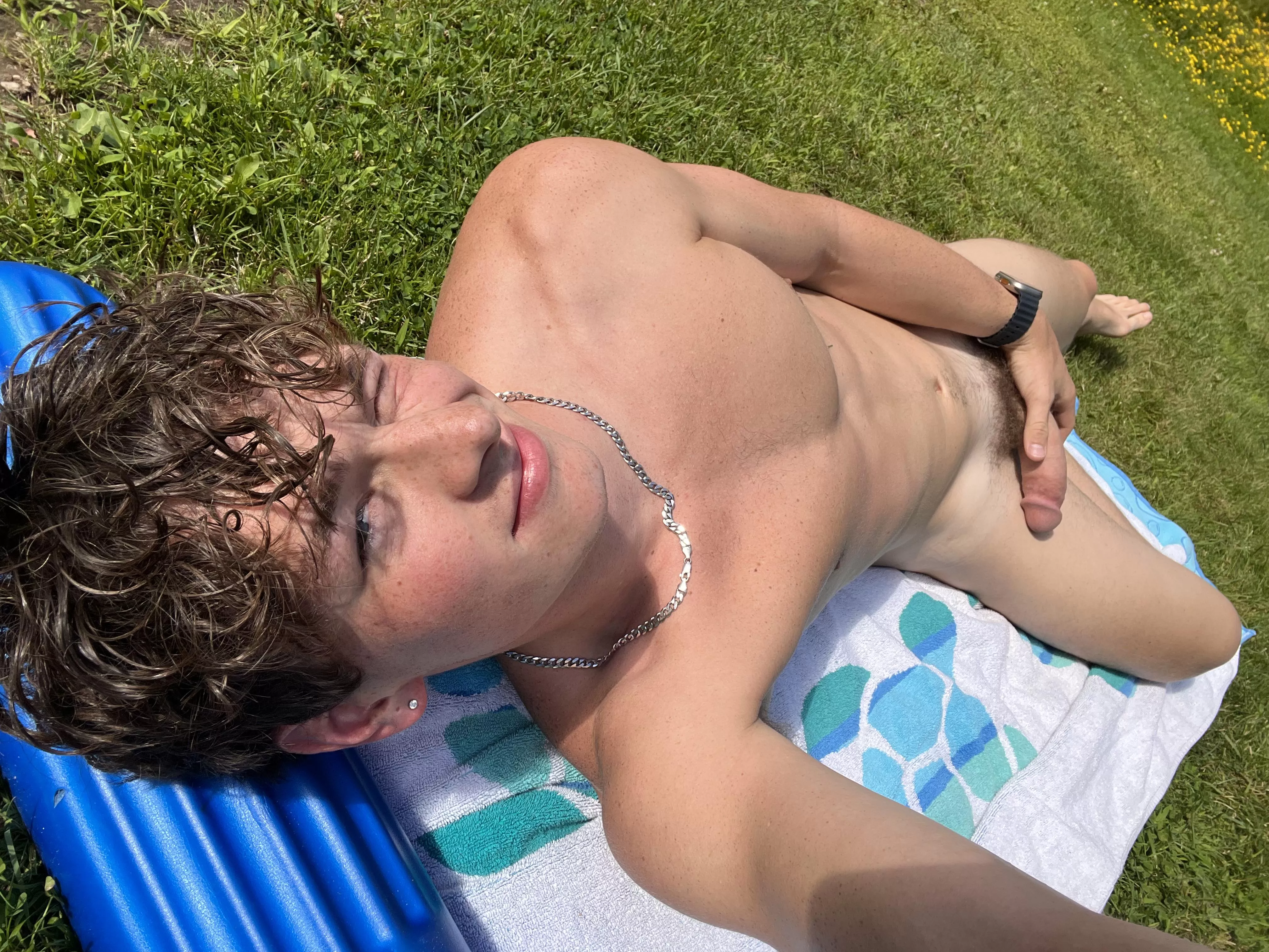 would u be down for a quickie in the park? posted by trivial_means