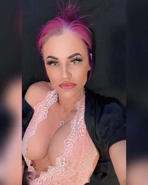 Would u let your girlfriend's mom give u a boner? by Chanel_Richard