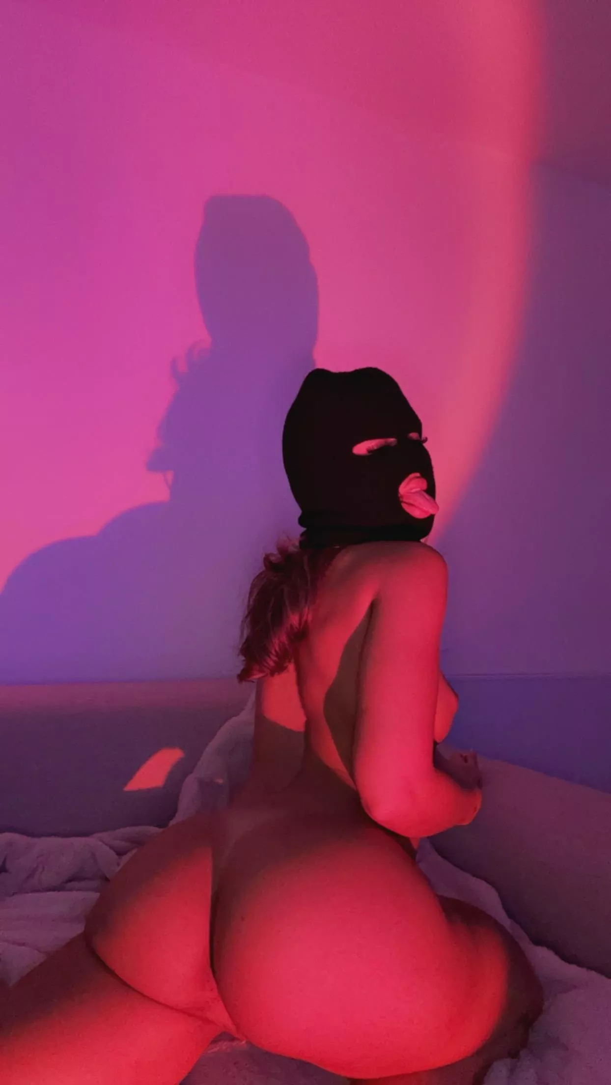 Would you fill up both of my holes? posted by Jess_rosea