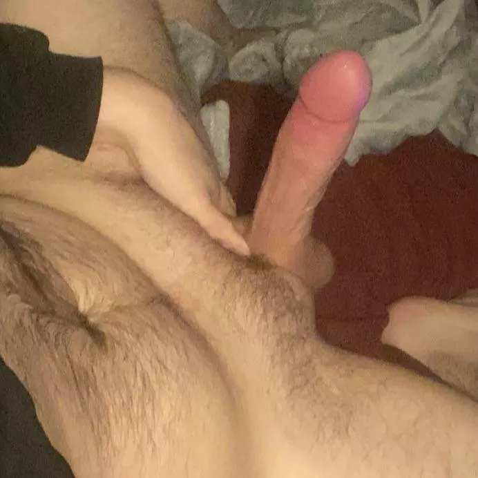 22 bwc looking for feet hmu snap-footboyg posted by Ok_Pop_4284