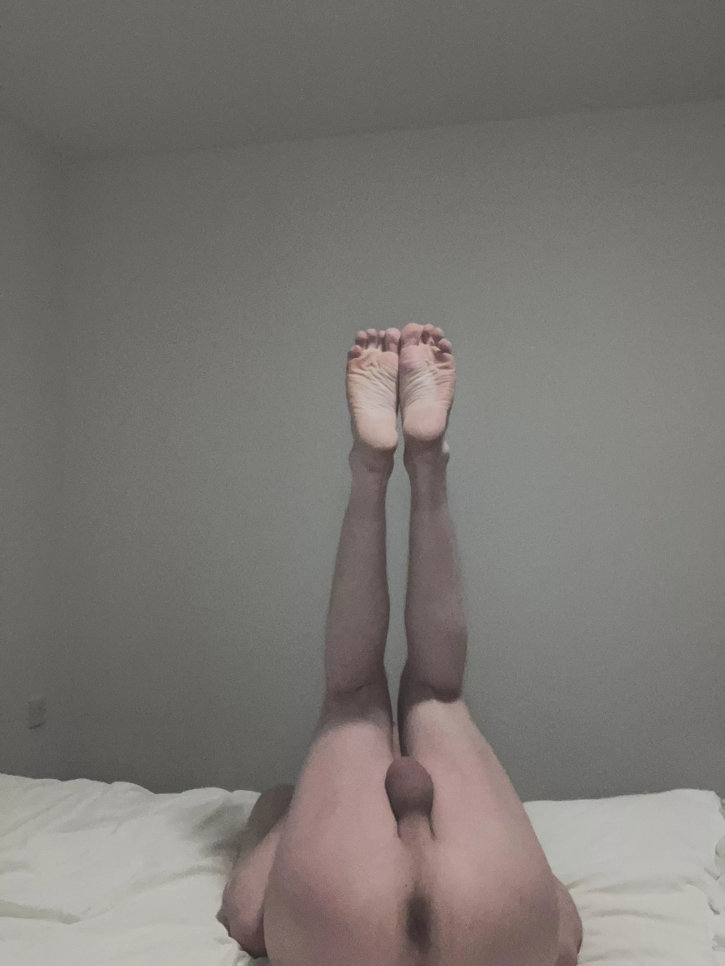 [22] need a man to pin me down like this and fuck me like a slut posted by Far-Leading704