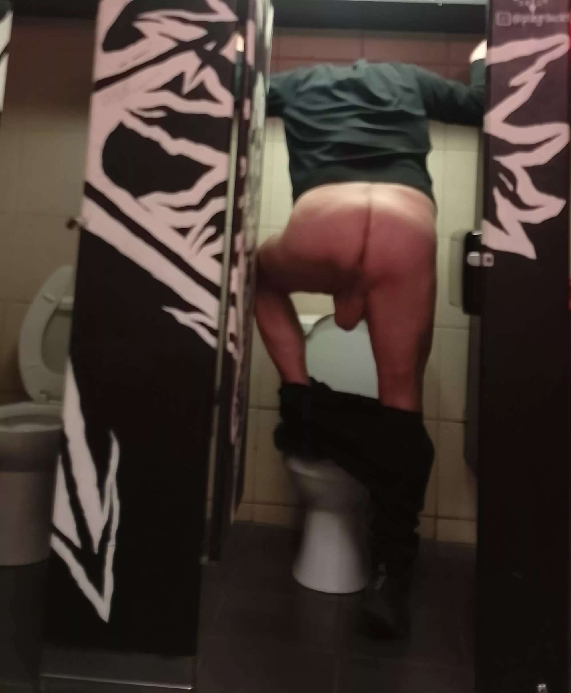 54 [M] Freshly Waxed ALL Over Come Give it a Taste and Don't Forget the Large Nutsack posted by AdPuzzleheaded6998