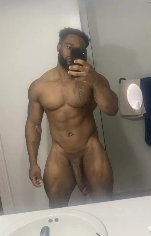 Am i hot for a dad? (35) posted by black-daddy35