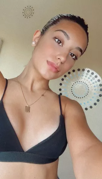 am i thick baby girl posted by FunRegister3289