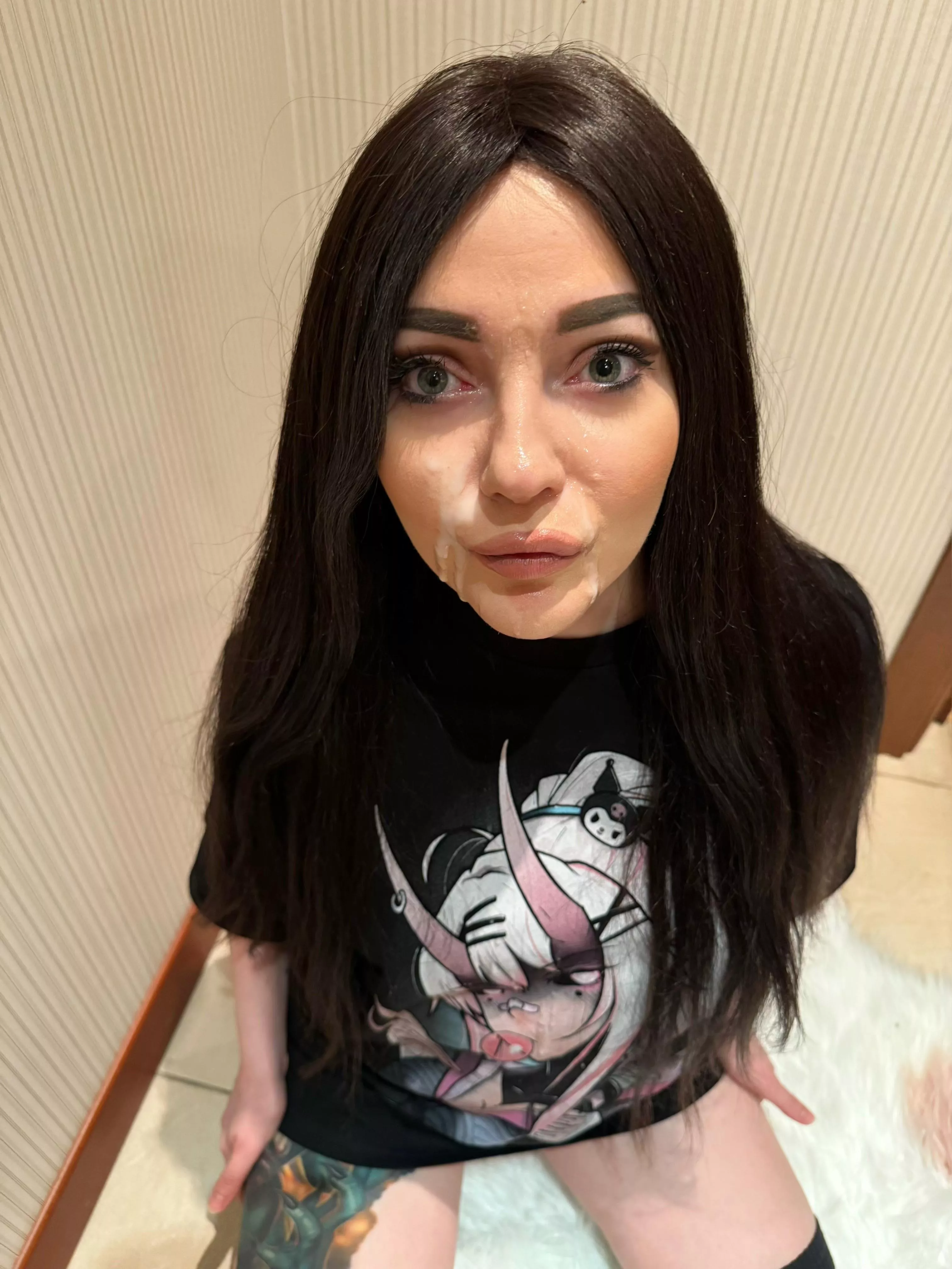 Applying makeup for a cute selfie posted by x_piece_of_me