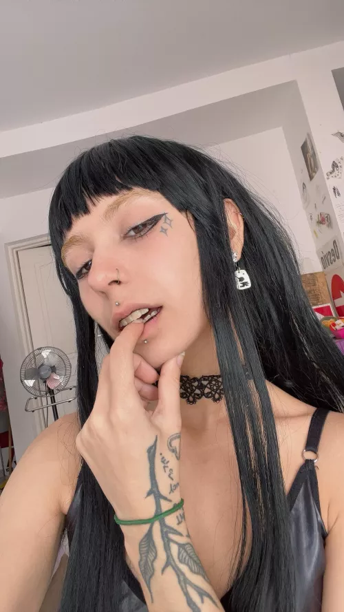 Are tattooed punk girls who listen to rock music your type? by bosssyhelping