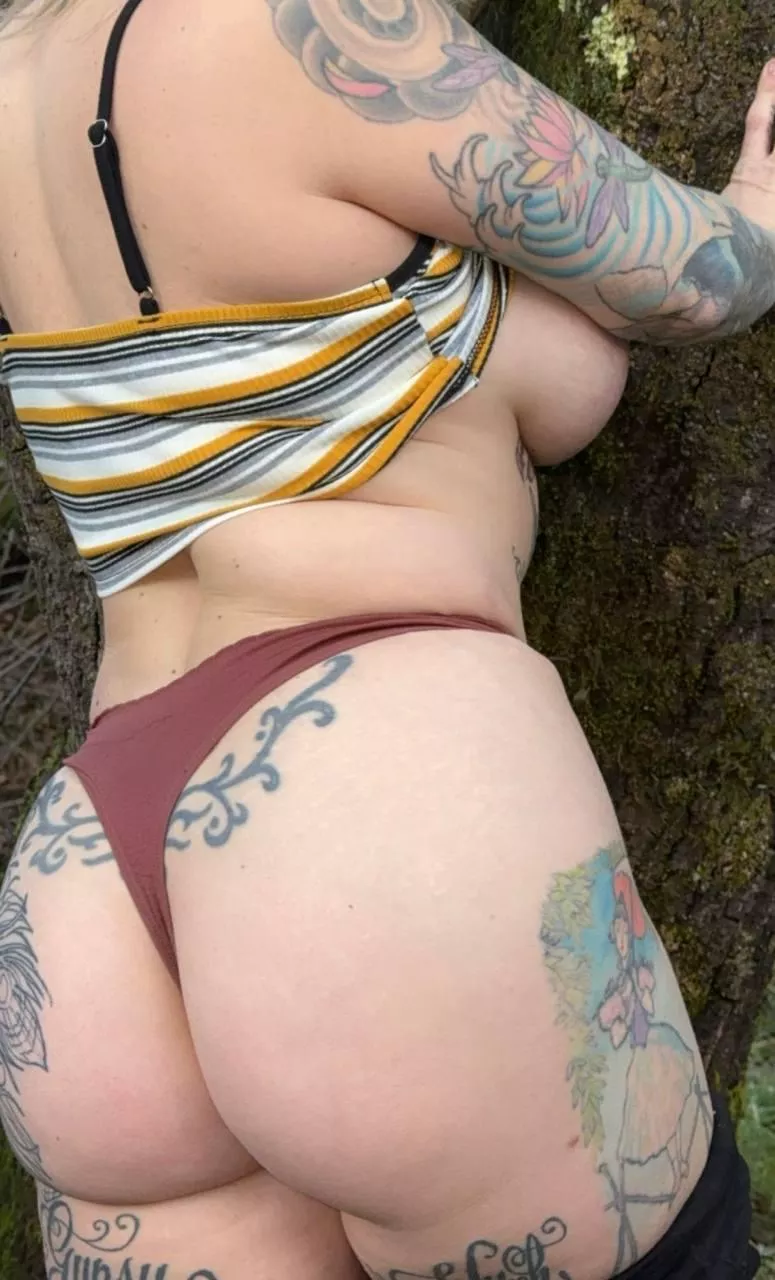 be a good boy and suck a fart out on mommys ass posted by Relevant-Echidna-641