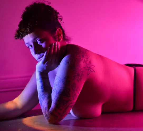 can you imagine a 4 minutes video in this scenography, here comes your erotic goddess by GoddessTania7