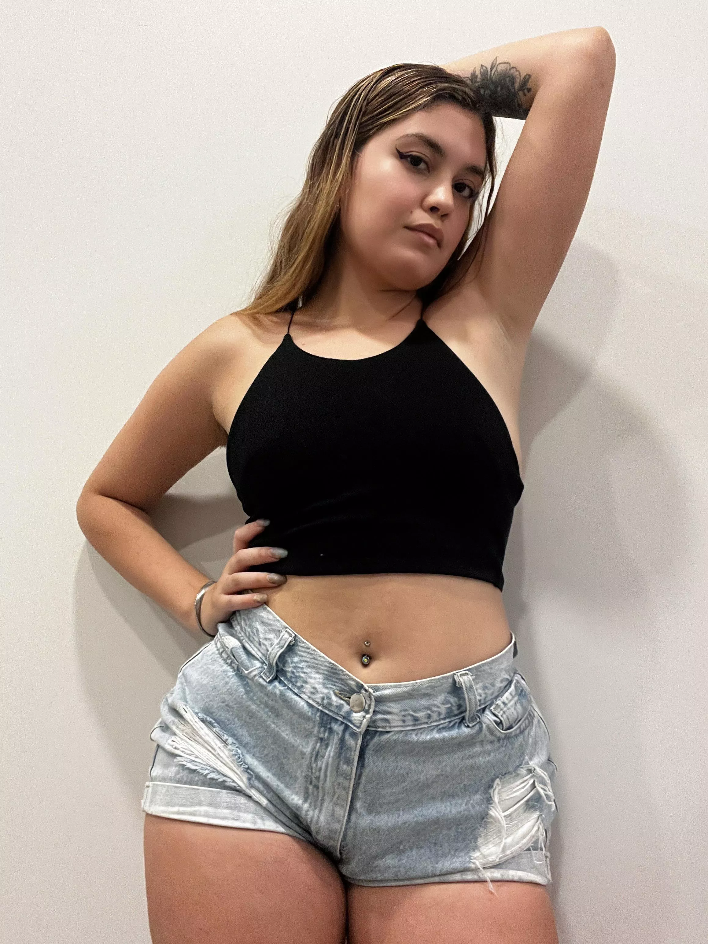 Casual short jeans posted by vvenuslx