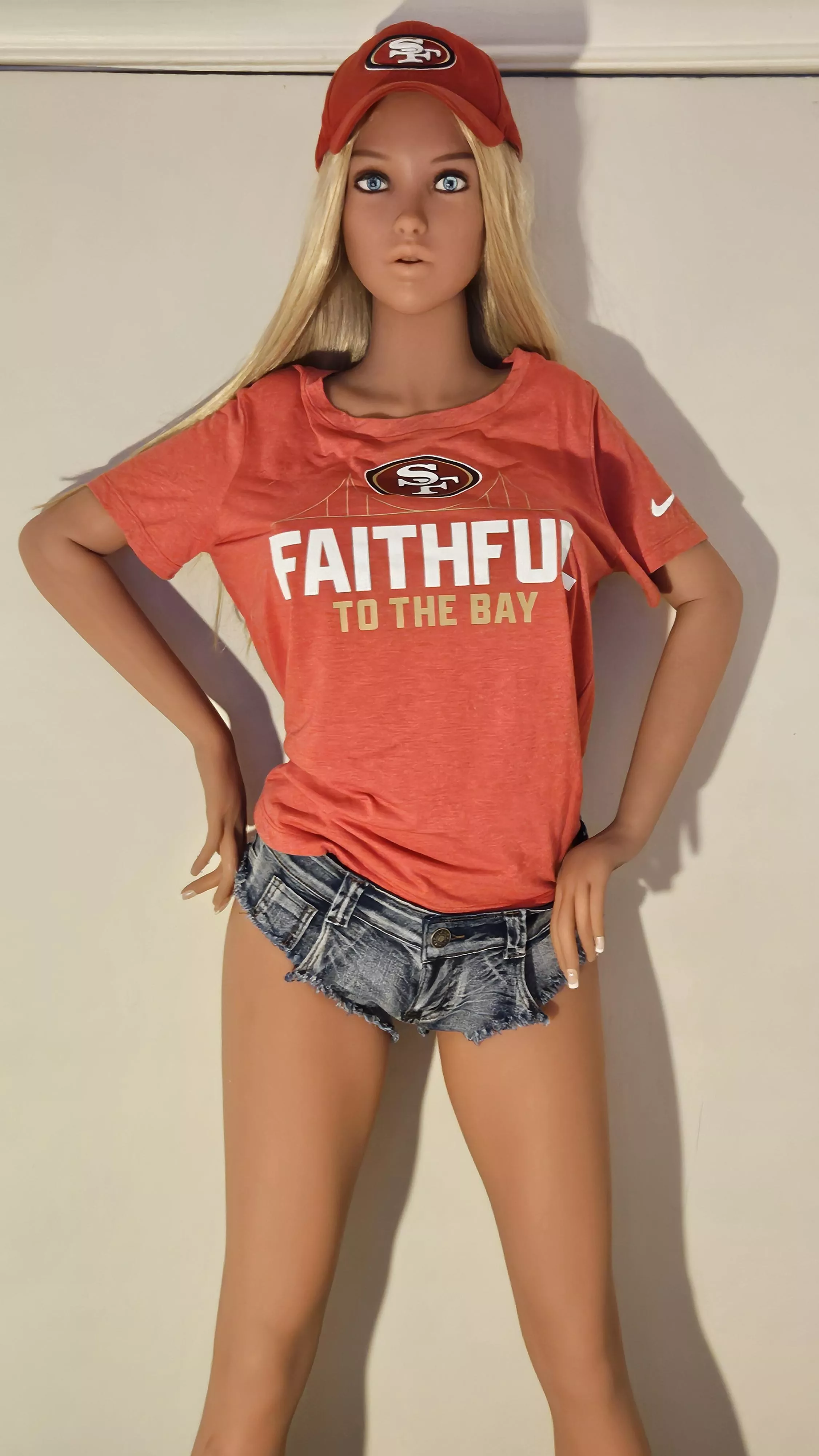 Chloe showing her Superbowl colors posted by davidkopkin