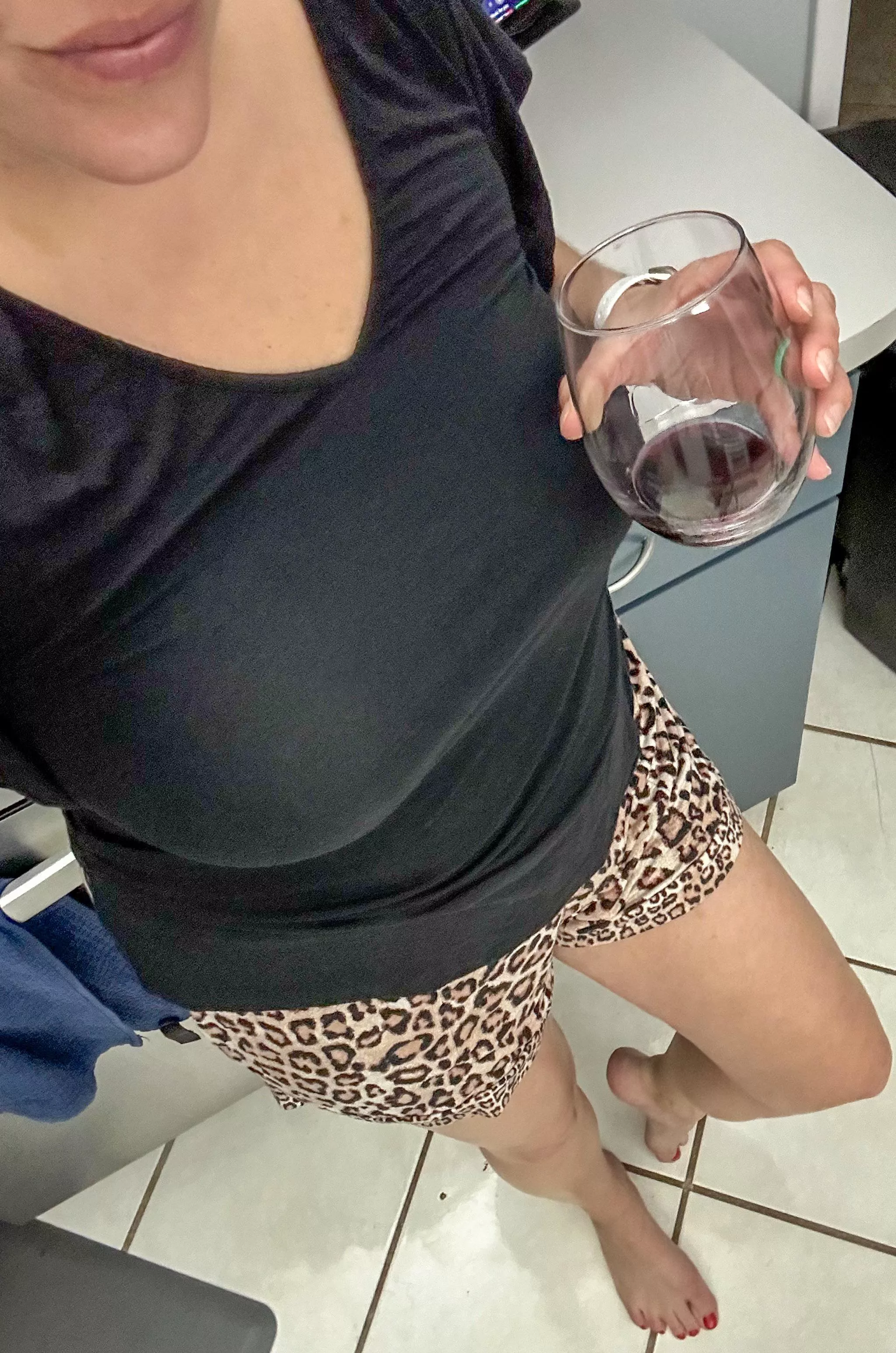 Dinner on me (f) posted by teacher_anonymous69