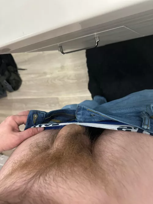 DMs open if you have a big bush and wanna Snapchat. Kinky+ by Equivalent_Iron_1187