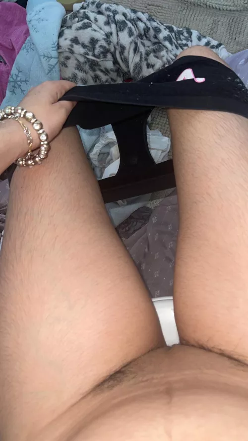 Do you like what you see? by Thebenefitqueen