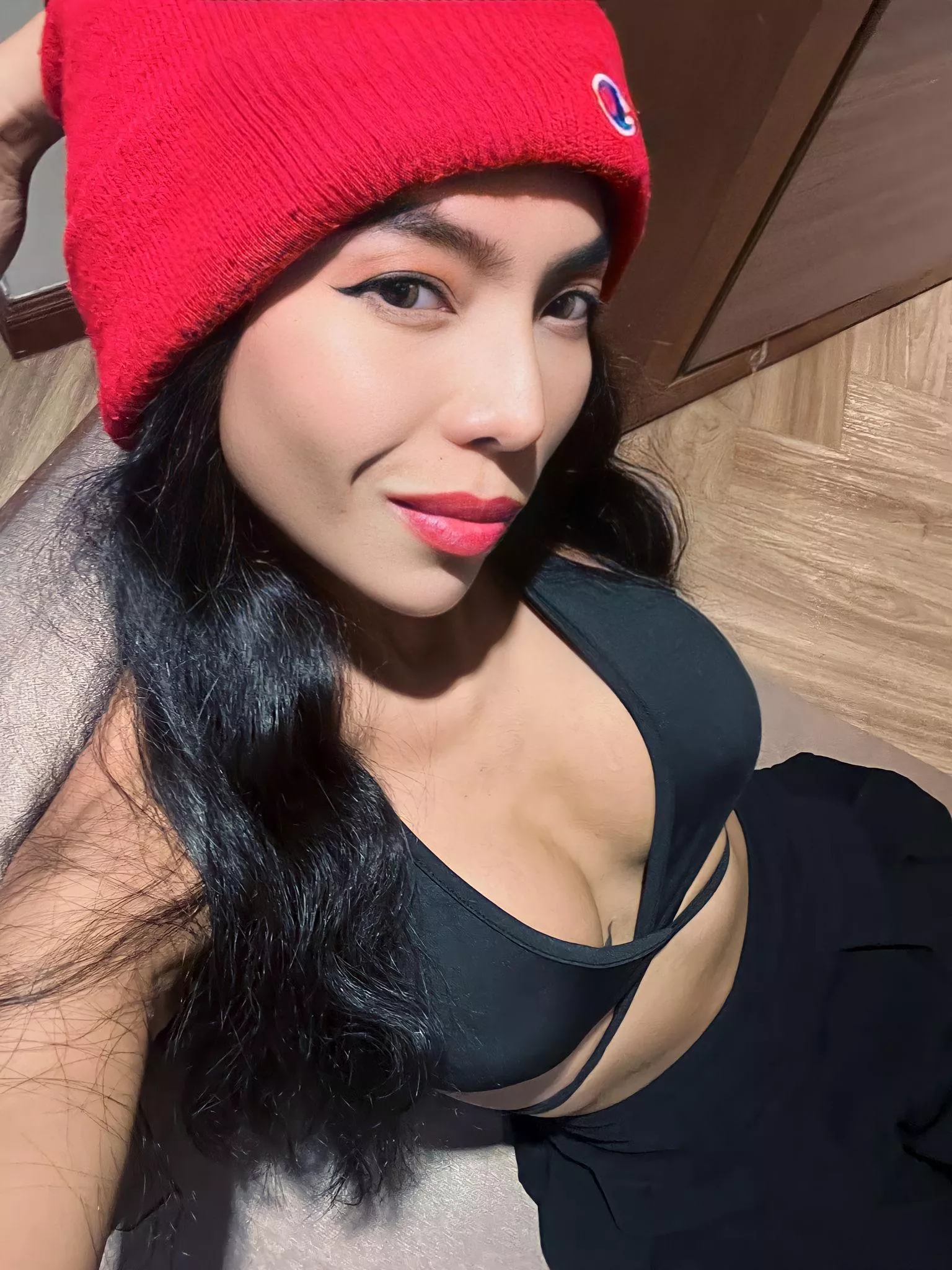 Feeling flirty, who wants to join? 😉❤️ posted by essanirvana