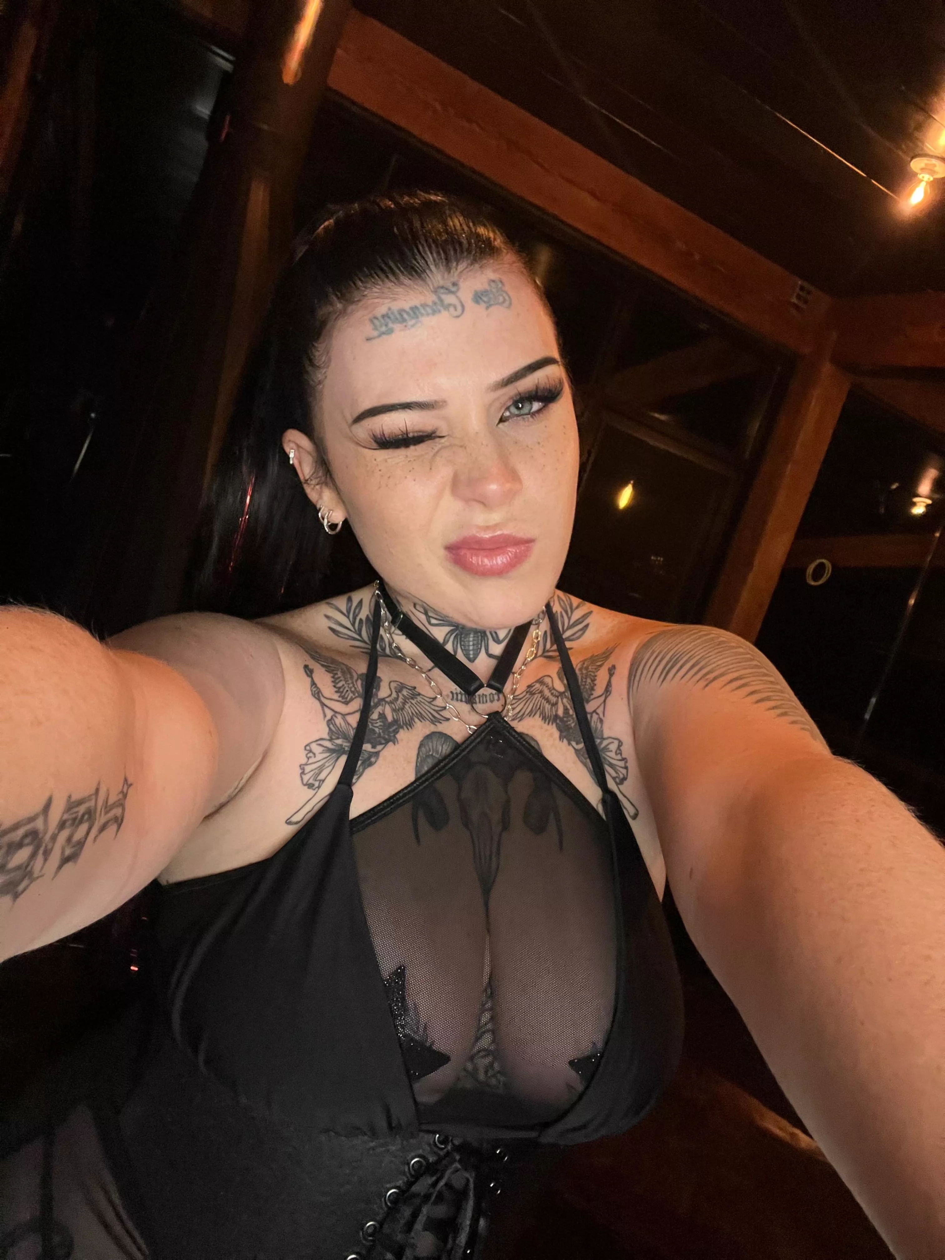 Goth mommy of your dreams posted by lildemonwaifu