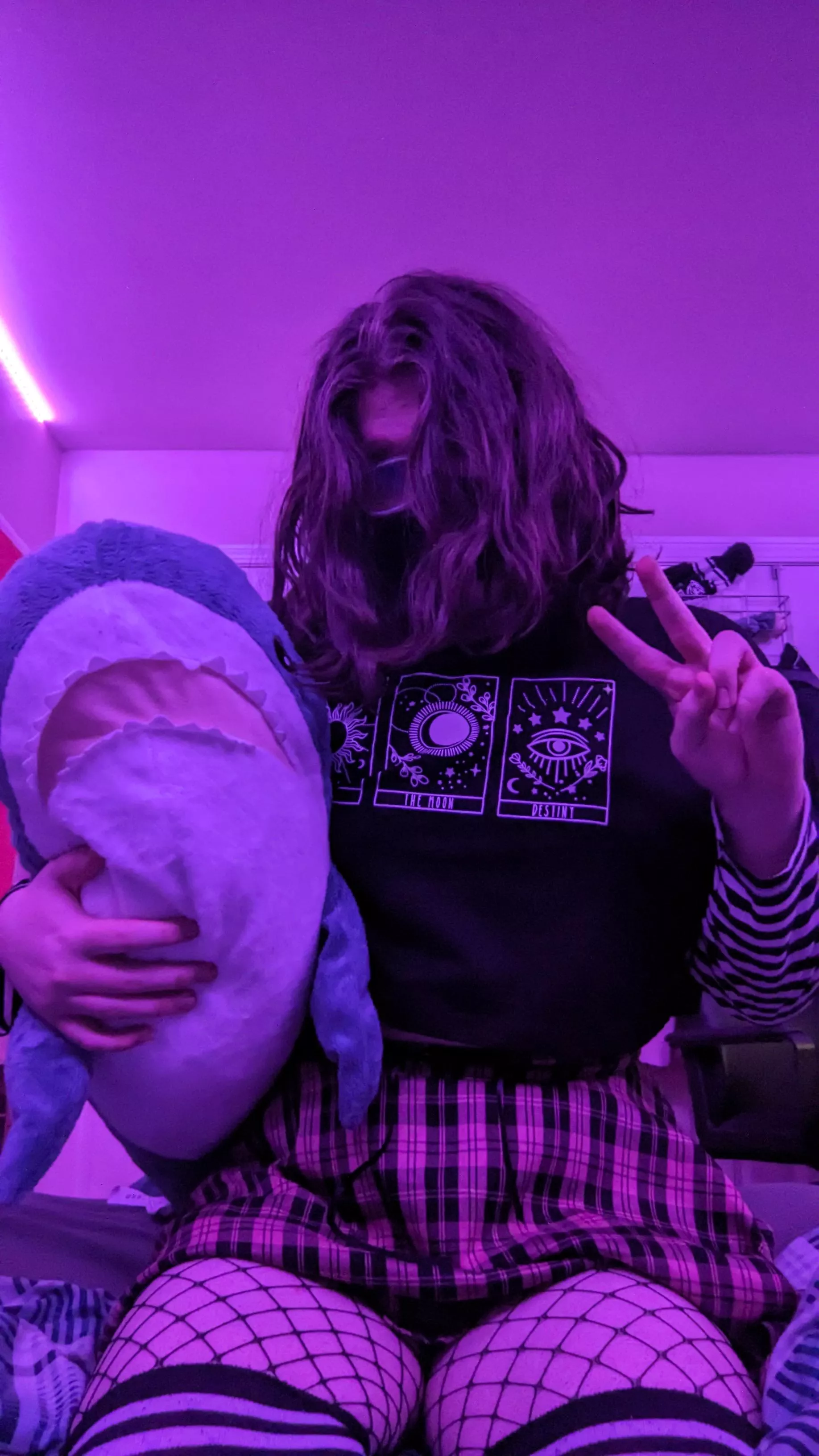 Hii cuties >.< posted by Crayytr