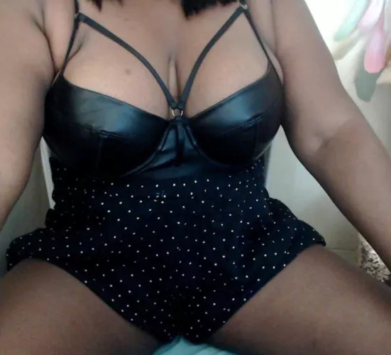 I give Orders.. Not for the weak.. you ready..? by Exotic-Girls