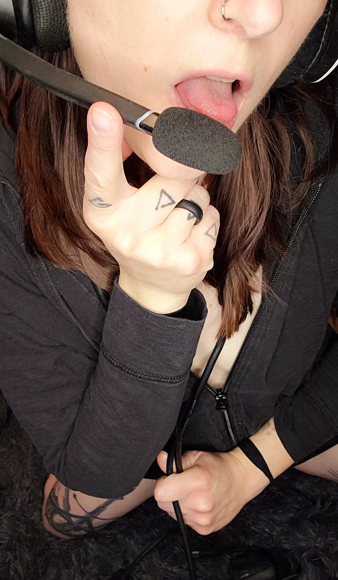 I will try not to be distracting when we are against a boss. posted by MorguenMisco