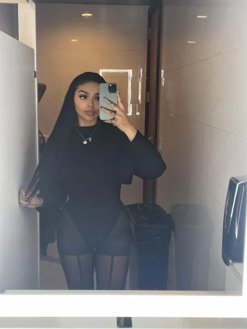 innocent gamer girl 🎀💦 by BABYDEY