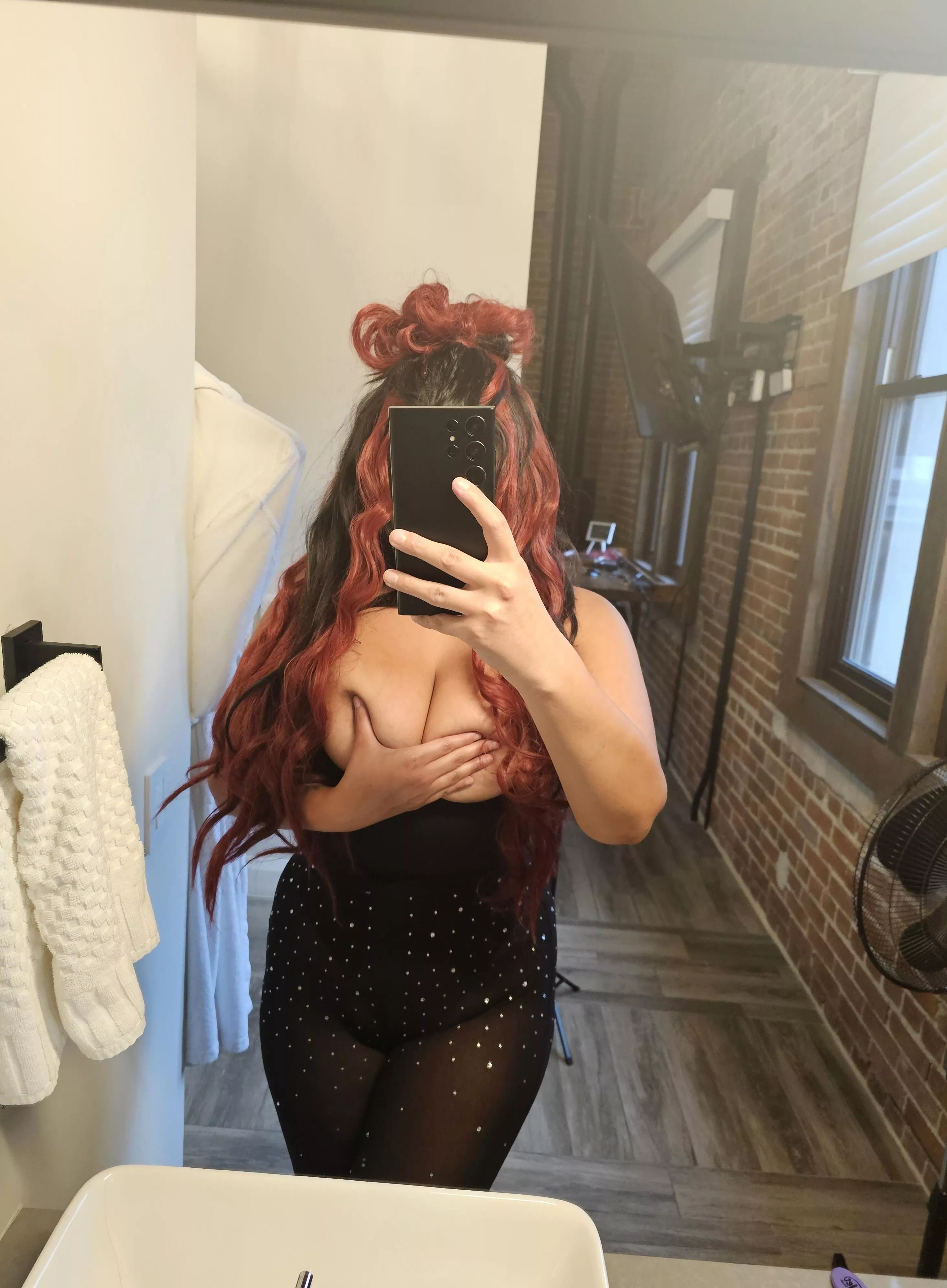 is anyone taking me home from the bar posted by QueenUlti-