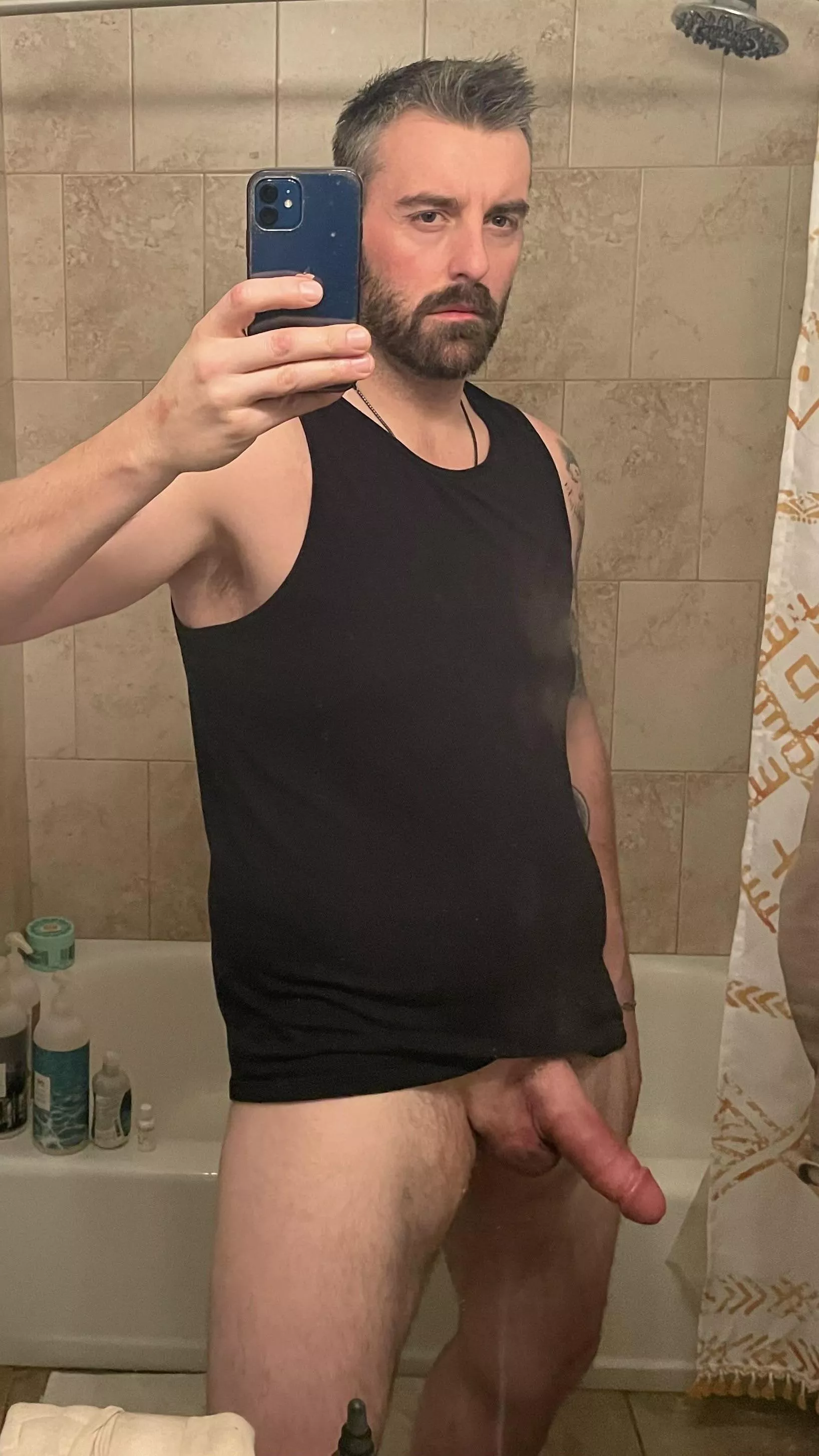 Mike, 39. Thanks for looking at my dick ;-) posted by Normal-Cap-6958