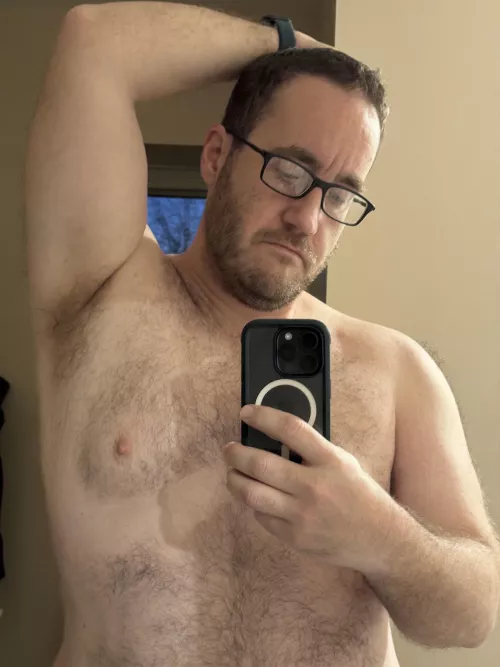 Morning stretches. 😉 by runningthefataway