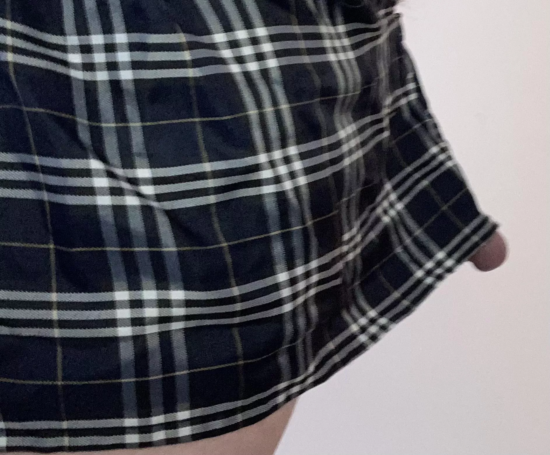 My skirt is a little short 😬 posted by iasnbdhdbs