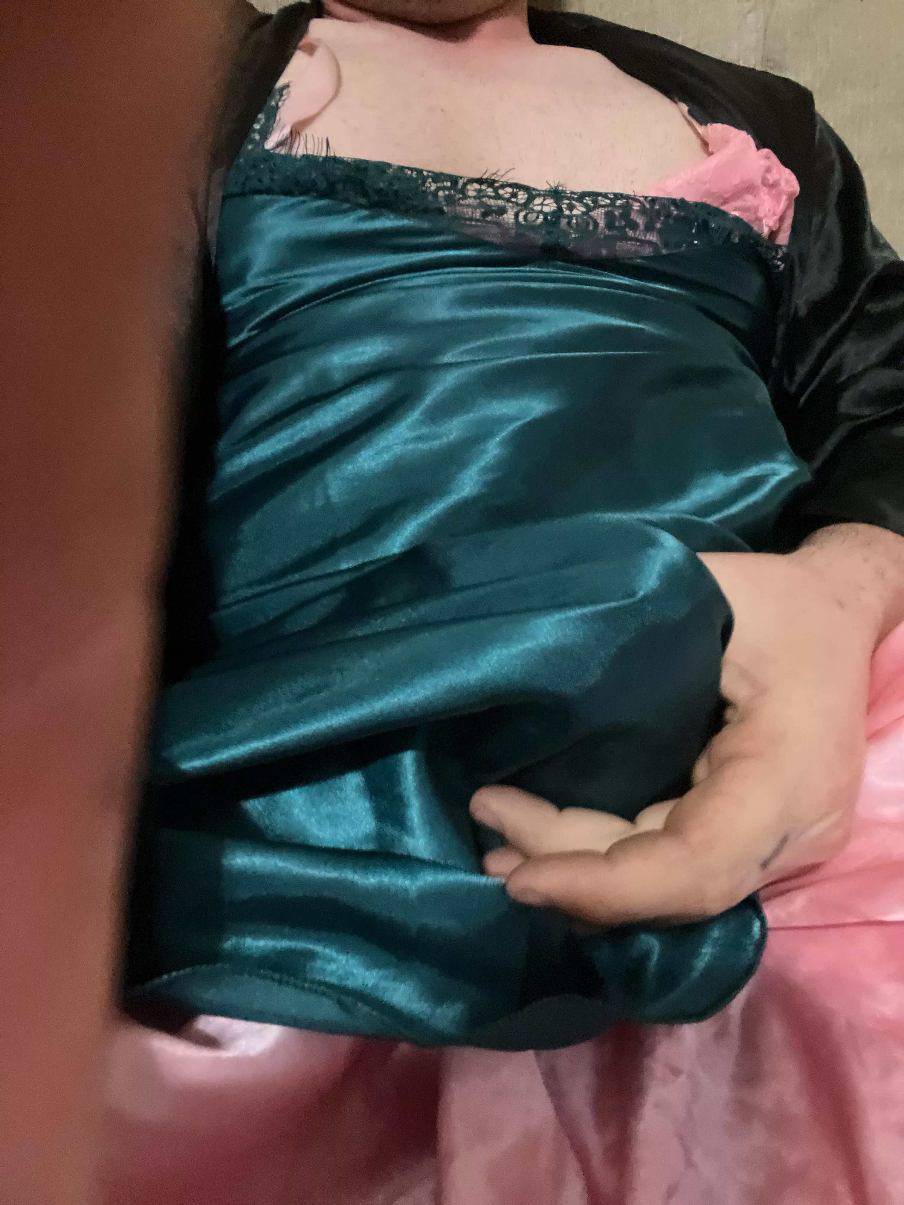 Satin stroking posted by fredfransworth