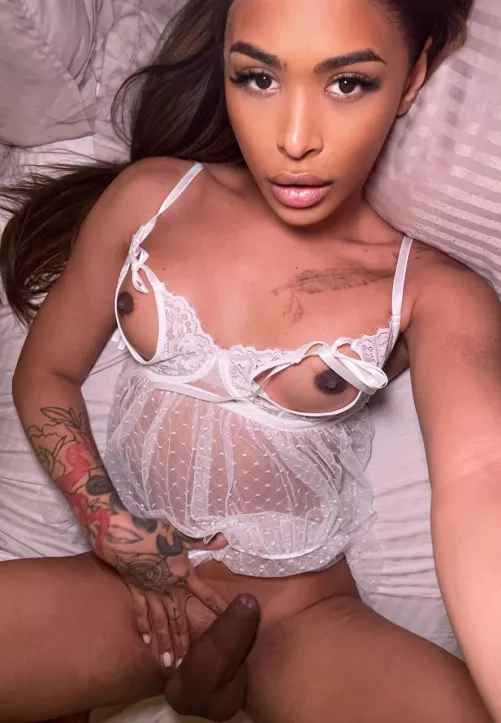 Say yes and I'll flood your DM's with my girl dick🤤 by SDramaQueen