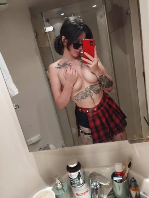 Should I take more pictures in the changing room 😏 by egryyasa