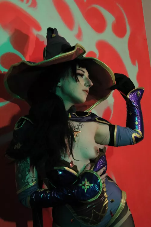 Since y’all liked my Mona cosplay and complimented my titts - here’s more uncensored;3 by Locorory