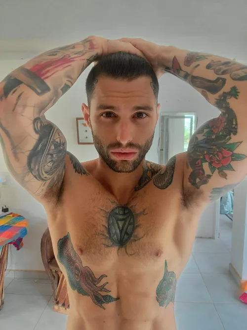 This subreddit seems to like my content the most, so I'll keep posting here 😅 by iron_tango_