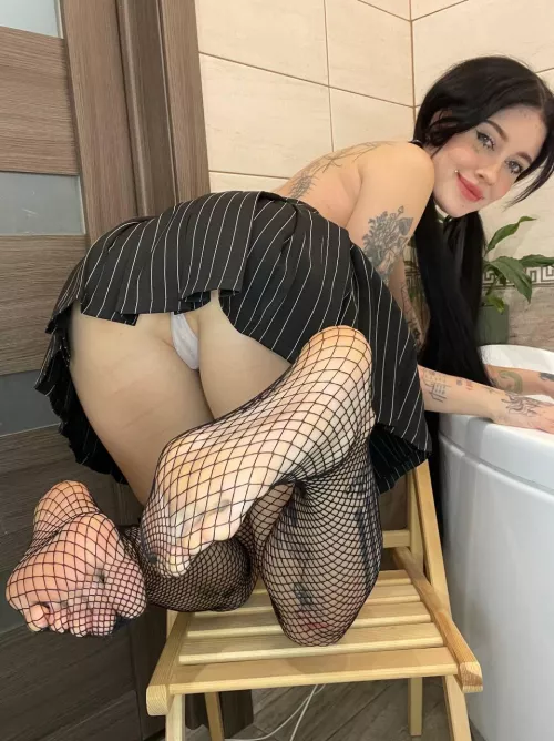 those fishnet tights look really perfect on you, don't they by chillyperch86