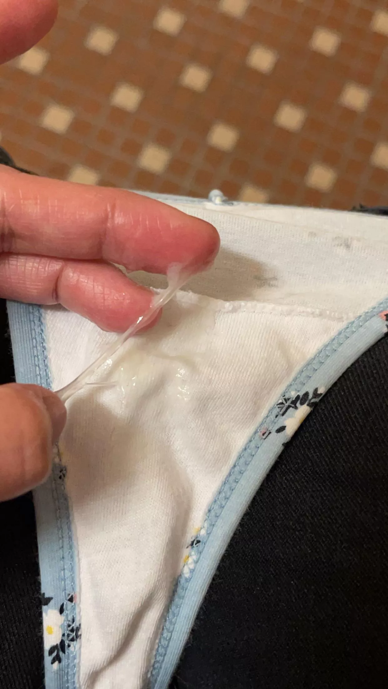 Uhmmm 🥴💦 posted by Sensual_used_panties