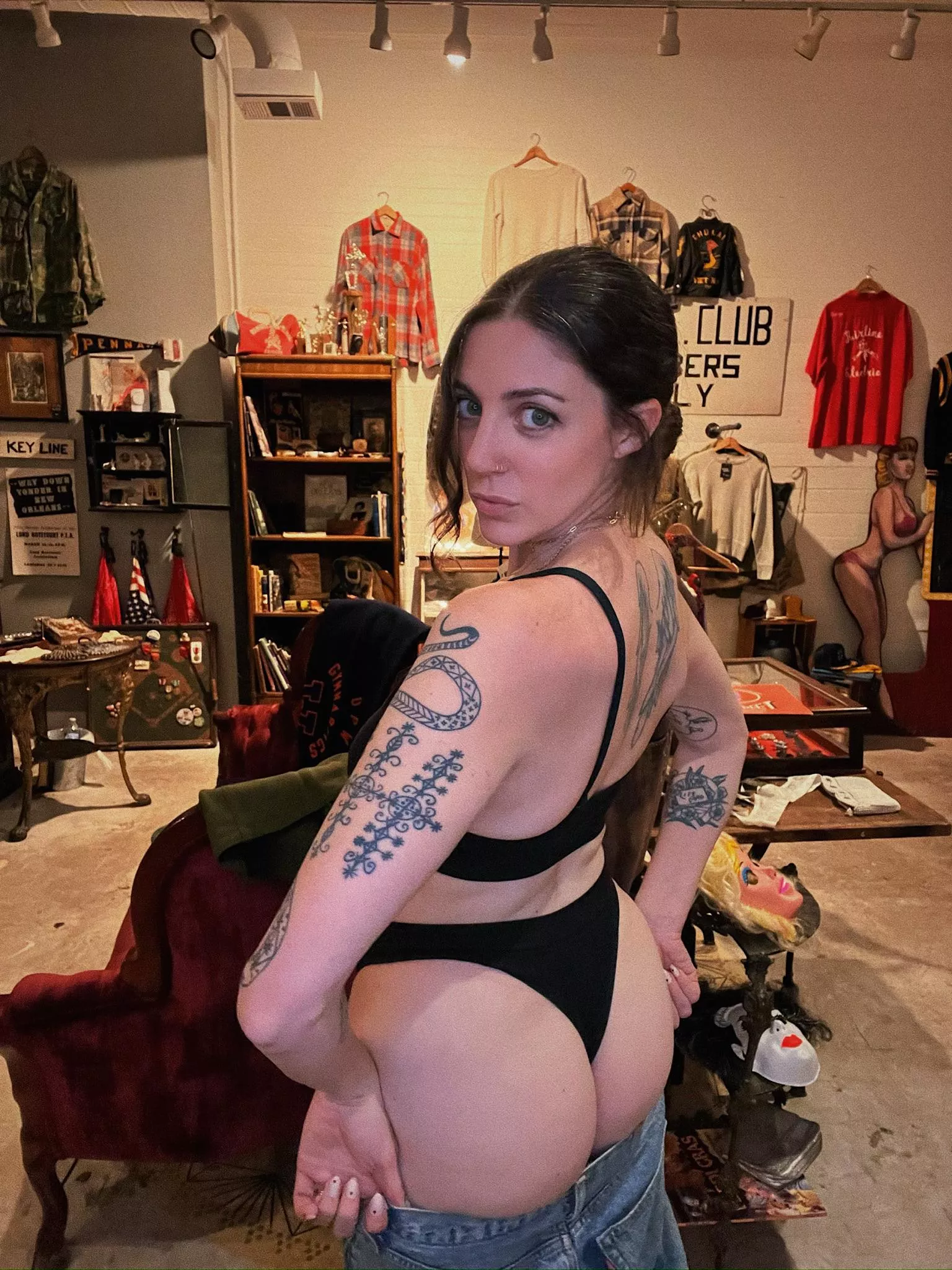 Very lucky Levis posted by PrettySadieReed