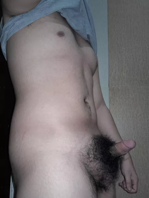 Weather's kinda cold... good thing my bush is kinda thick haha by wartortoll