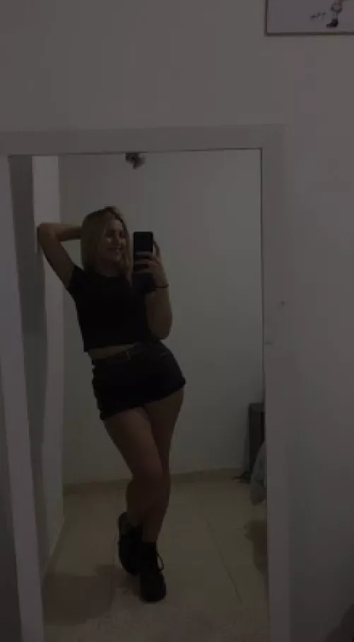 Would you say my body type is hot? by securelyslalom