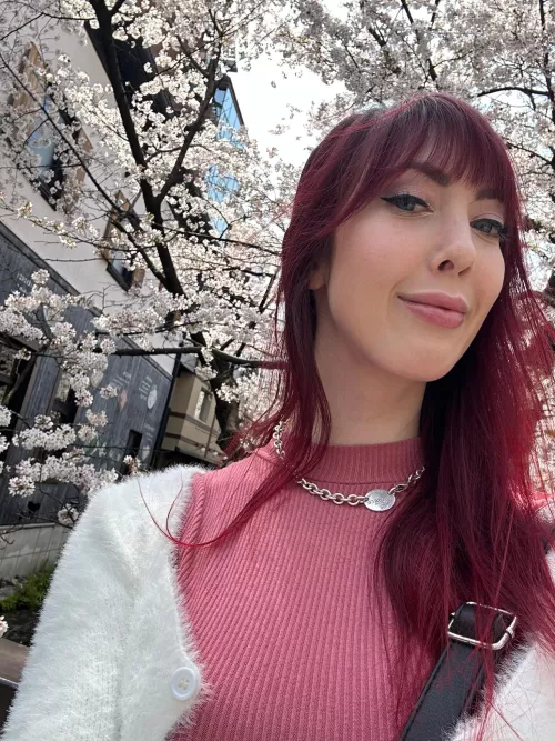 I’m here to brighten up your day by thedeadwithhs