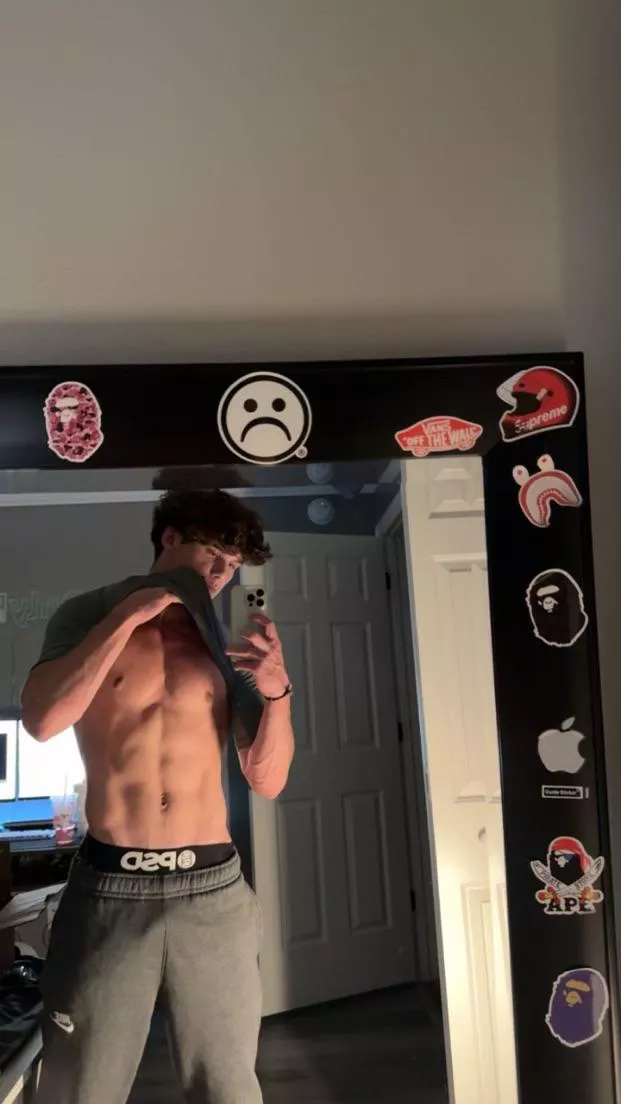 (18) Am I hung? posted by No-Witness3014