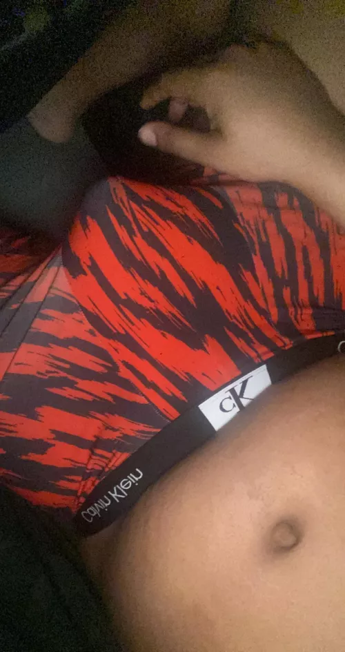 (25) Kinda going through shit & have a lot on my mind.. so if anyone wants to talk , chat, give advice cheer me up whatever. The door is open. by spookygamerbro