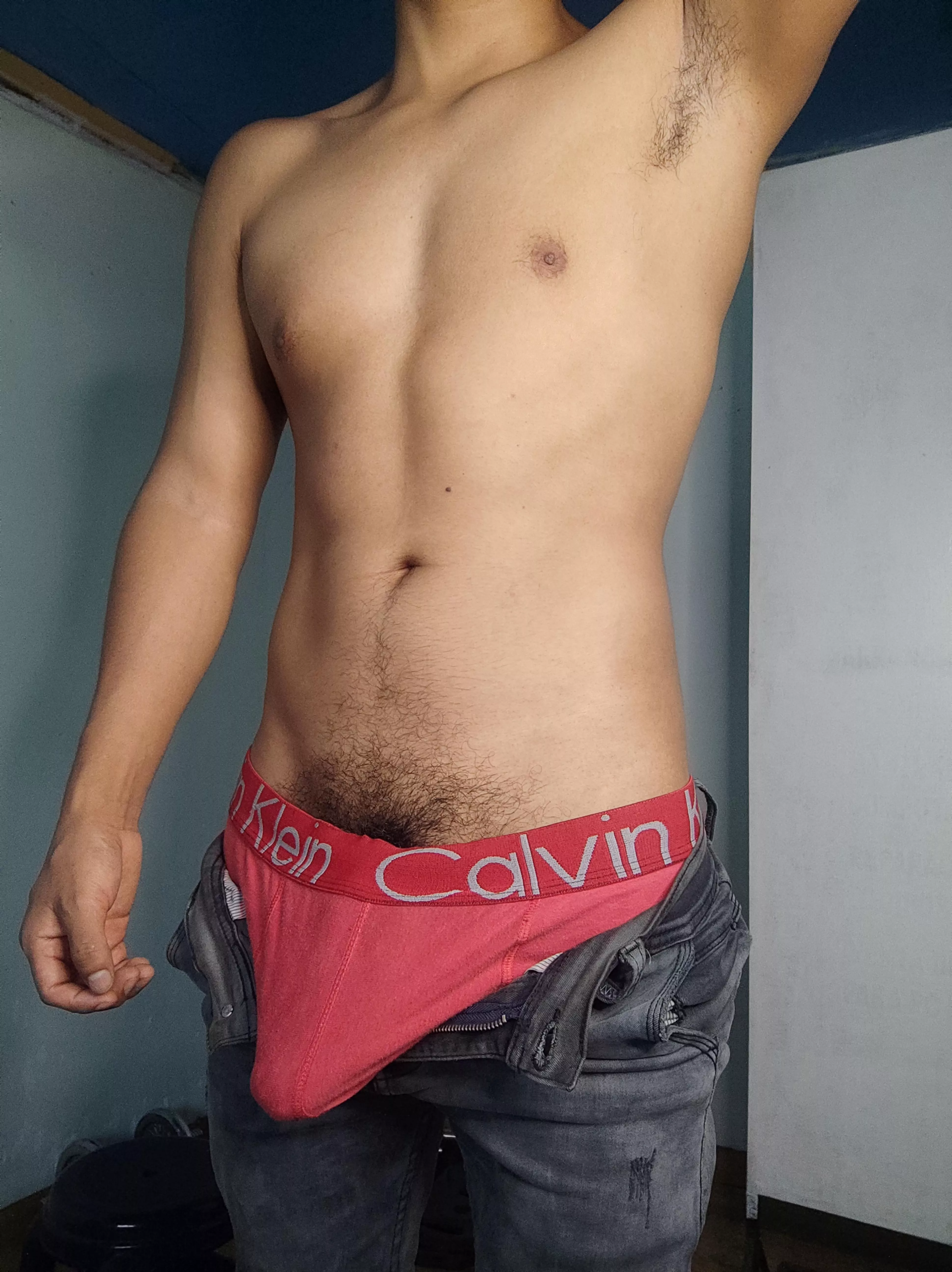 A very long day at work posted by gonzalo_hillary