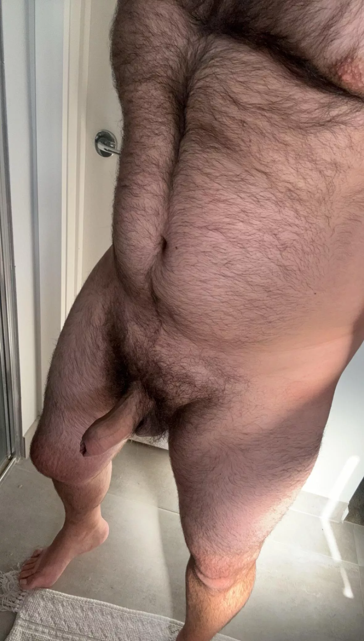 All ready for todays hot weather 😎 (M) posted by ozstyle_nudist