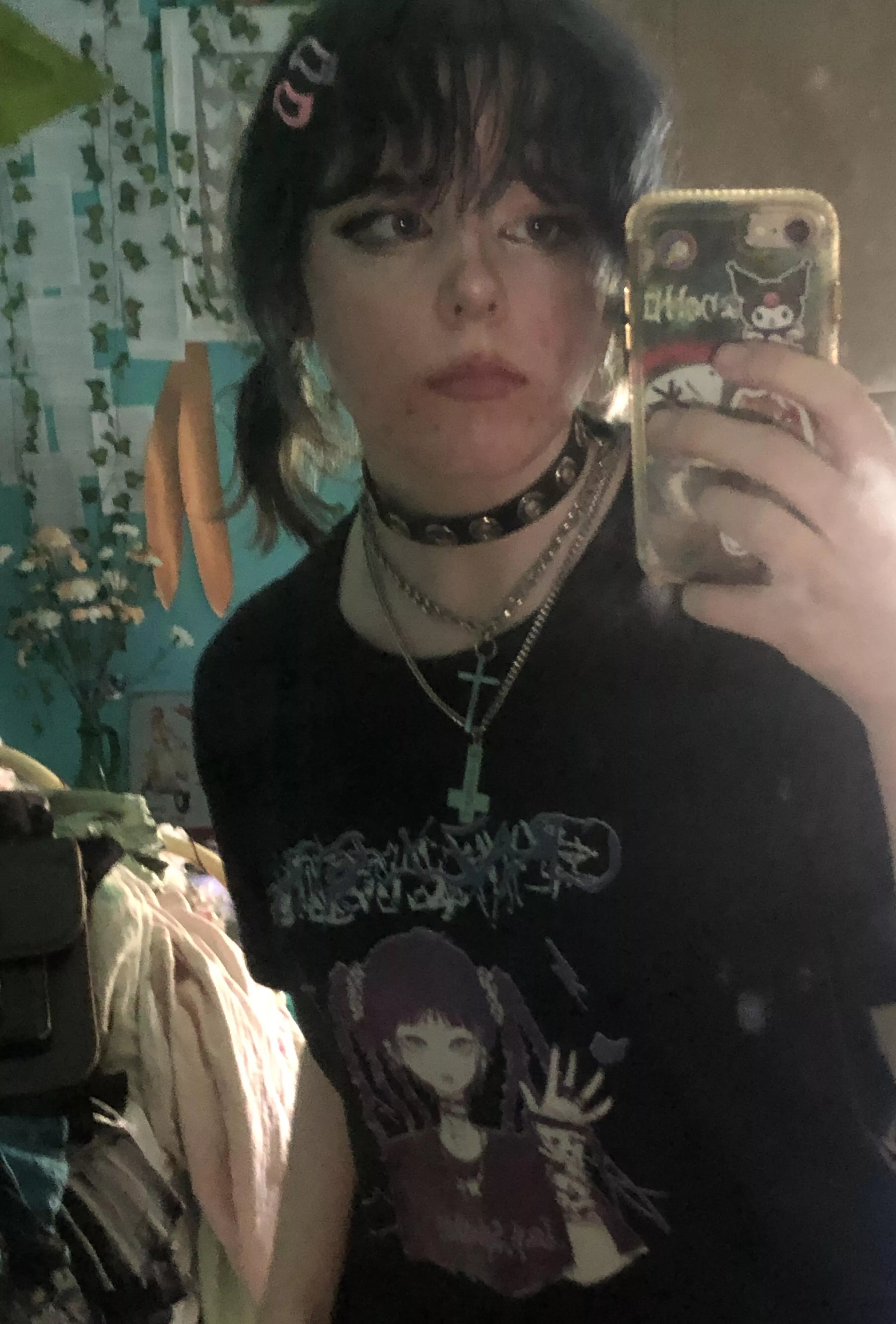 Blue hair I find cute :) posted by Chester_Ferrari