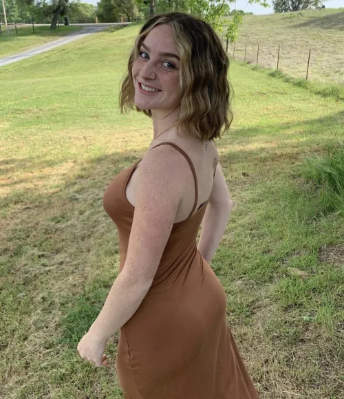 Bootyfull (iutr) by neverneedmoresleep