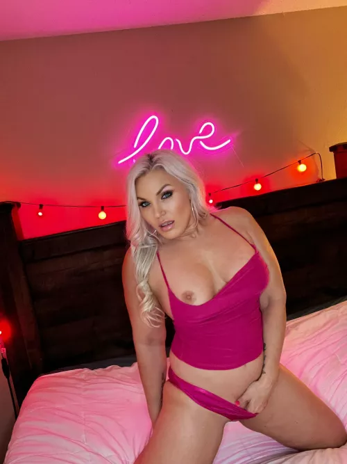 Can i fuck that boy pussy of yours you little sissy boy by Alenawintersxo