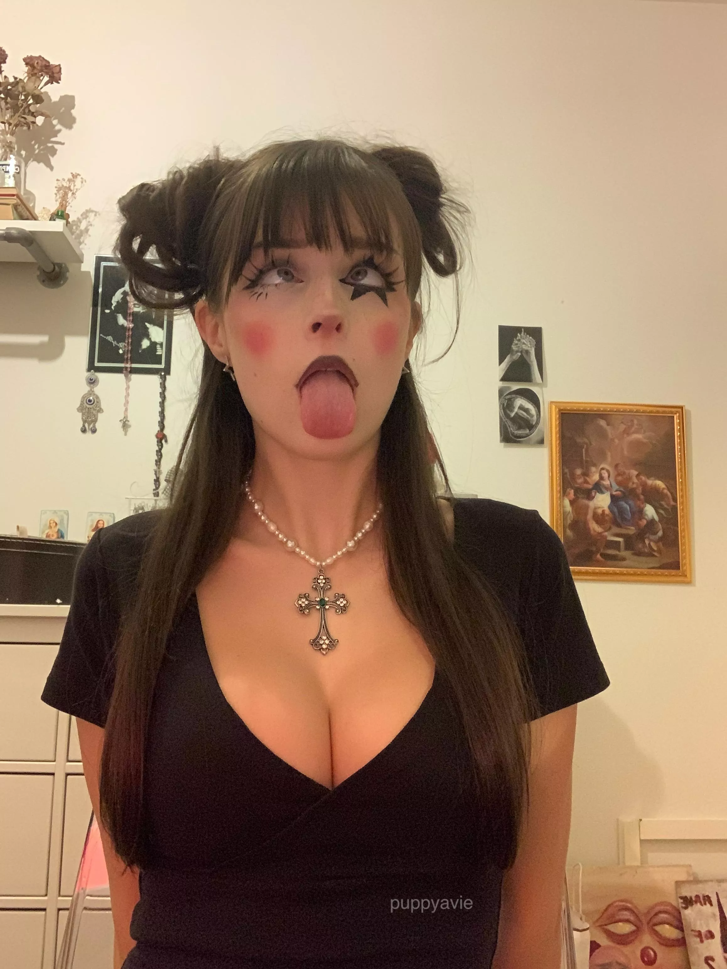Clown ahegao! posted by puppyavie